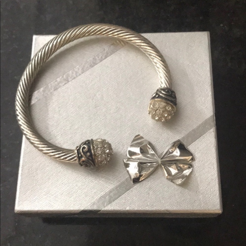 $40 New in box high end fashion silver jewelry bracelet very good quality - Picture 1 of 3